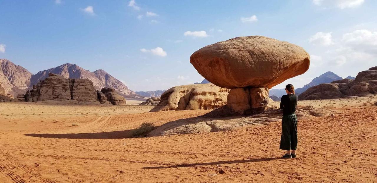 Moon Night Camp Hotell Wadi Rum Eksteriør bilde