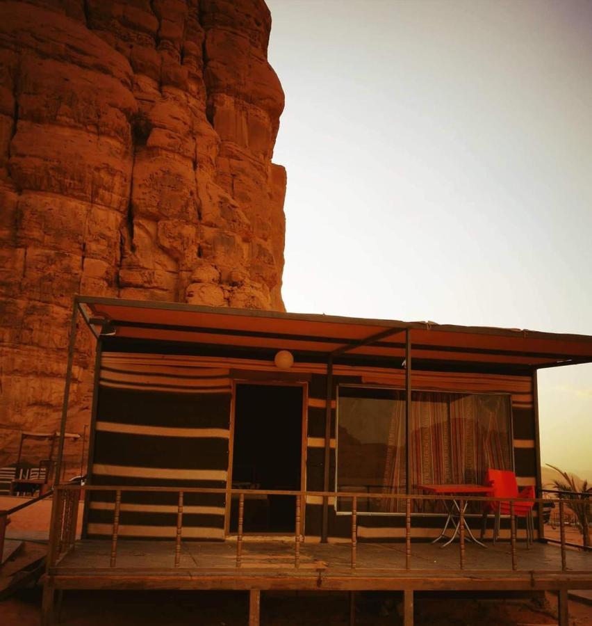 Moon Night Camp Hotell Wadi Rum Eksteriør bilde