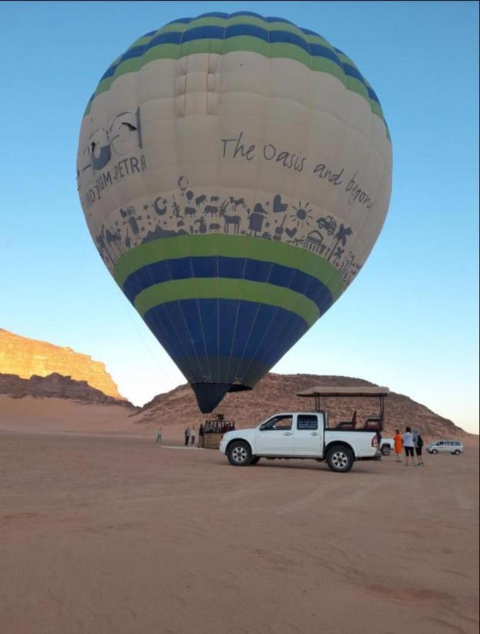 Moon Night Camp Hotell Wadi Rum Eksteriør bilde